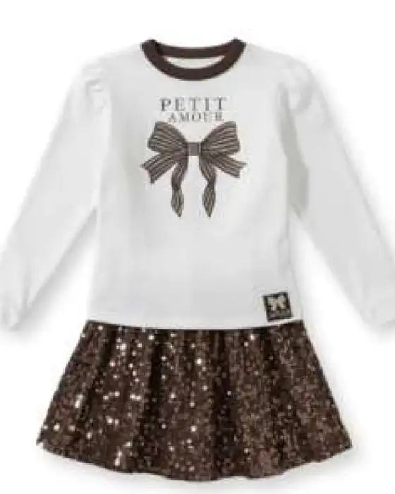 Conjunto infantil com saia brilhante lantejoulas