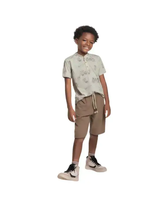 Conjunto juvenil camiseta e shorts